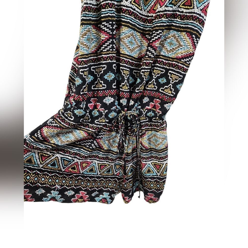 5/$25 Aztec printed Romper - Picture 3 of 4